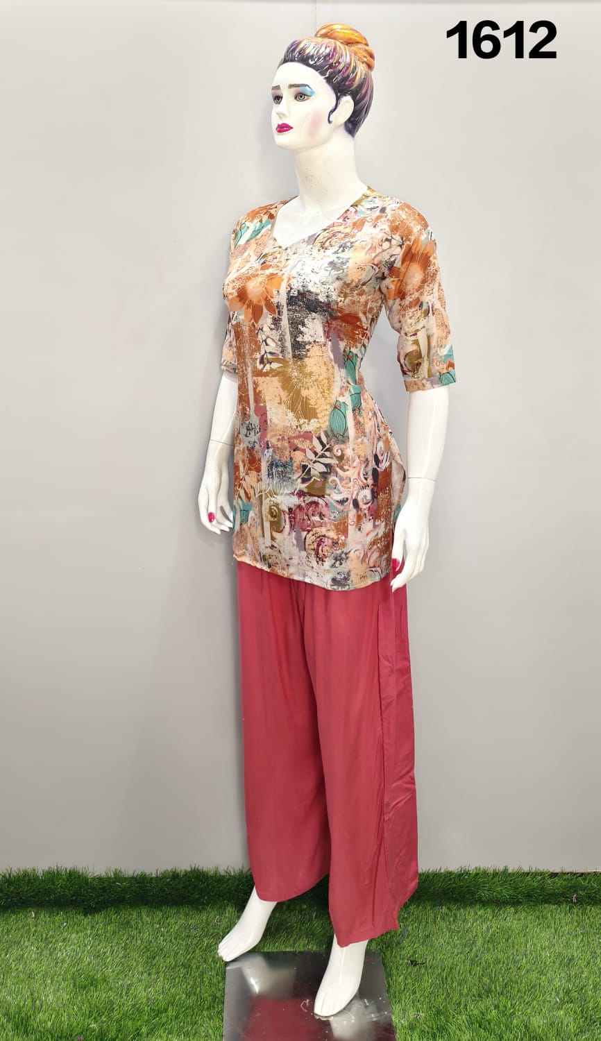 ONVIEW | 1612 | TRENDY RAYON DIGITAL PRINTED SHORT TOP