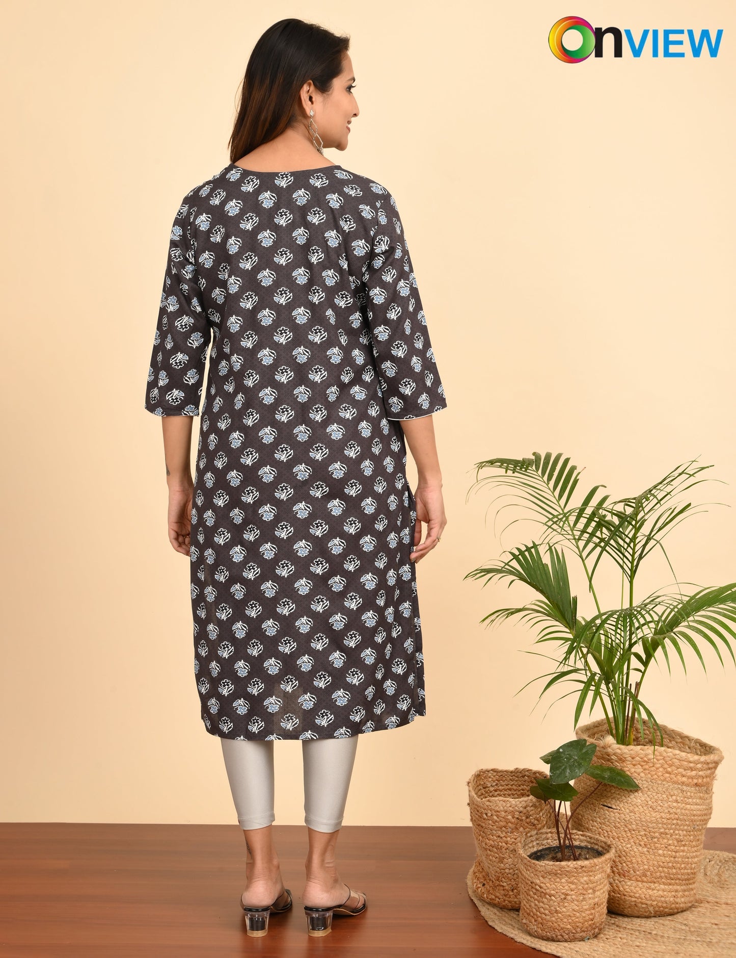 CHEMOX | 428 | ROUND NECK WITH POCKET